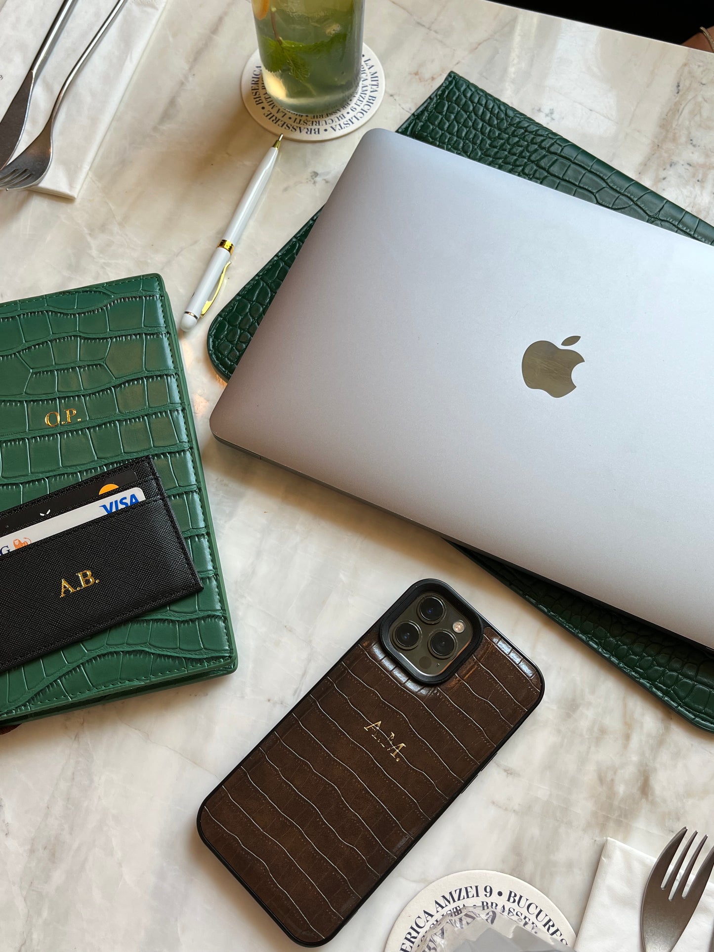 The Croco Laptop Verde Emerald