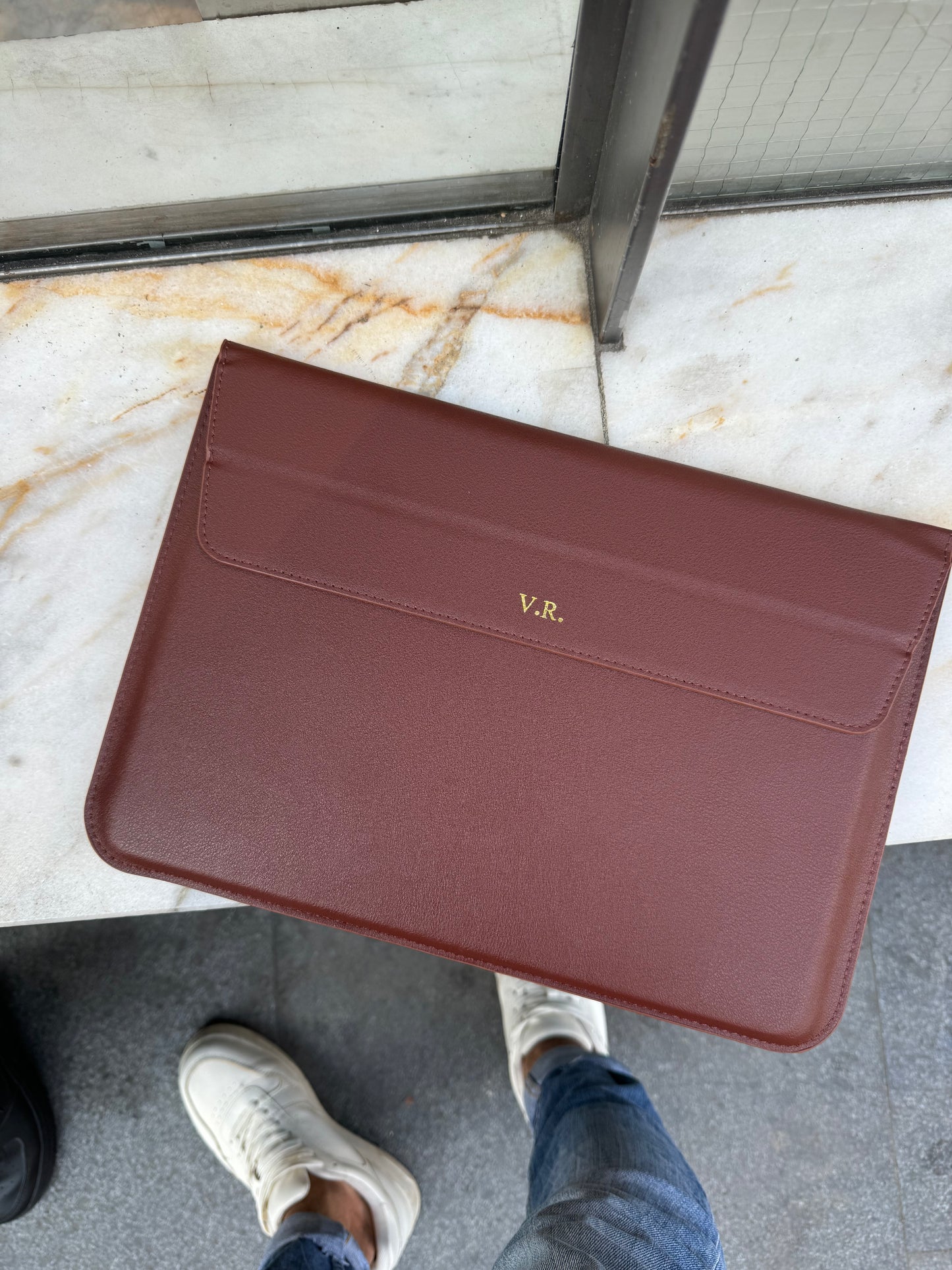 The Classic Laptop Maro