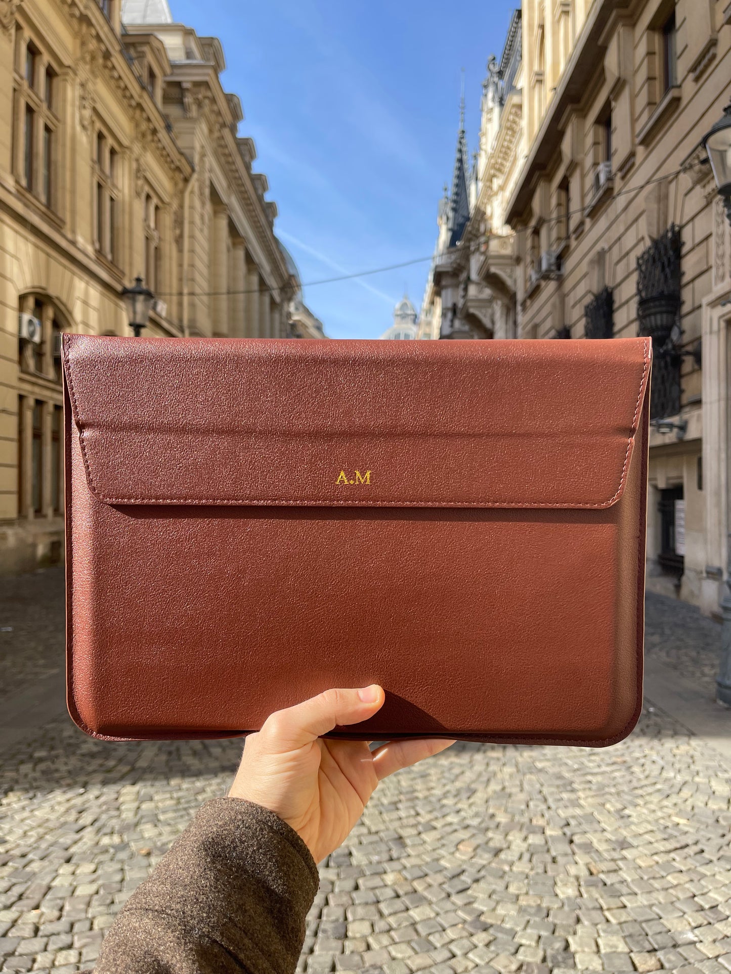 The Classic Laptop Maro