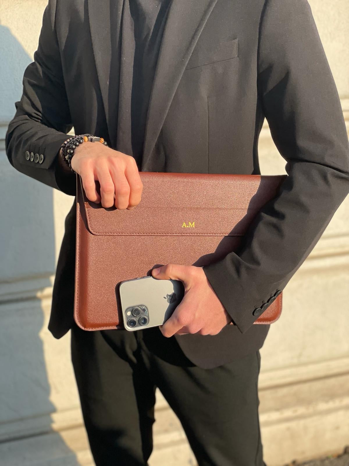 The Classic Laptop Maro