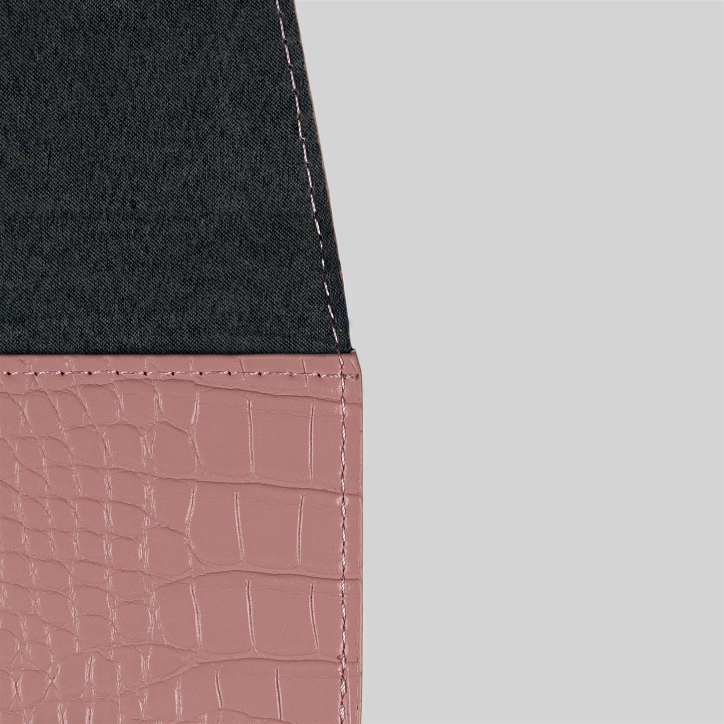 The Croco Laptop Pink