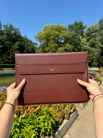 The Classic Laptop Maro